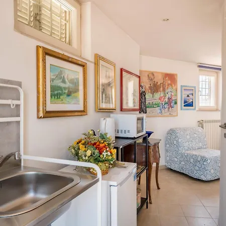 Apartment La Terrasse, Penthouse In Monteverde Rome